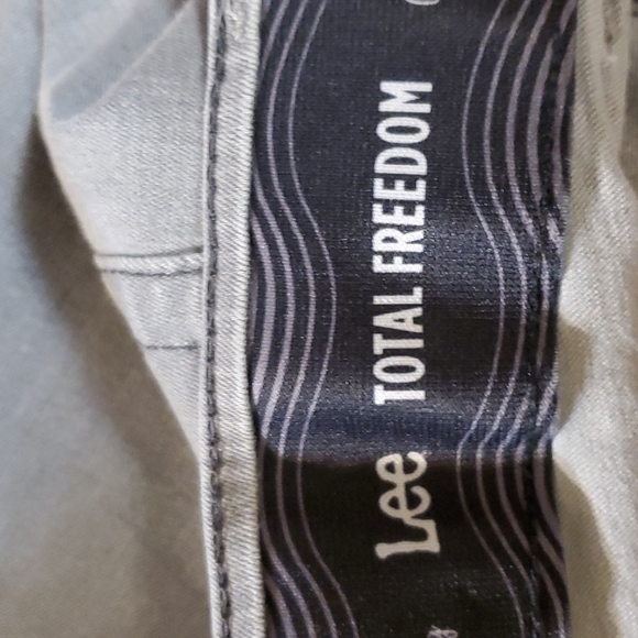 Lee women's cropped jeans size 20 - Picture 2 of 4